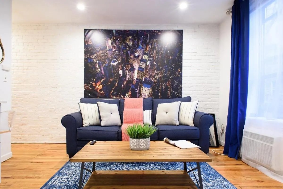 26-4B Newly Furnished 1Br W D Courtyard Lejlighed New York 0*,  USA